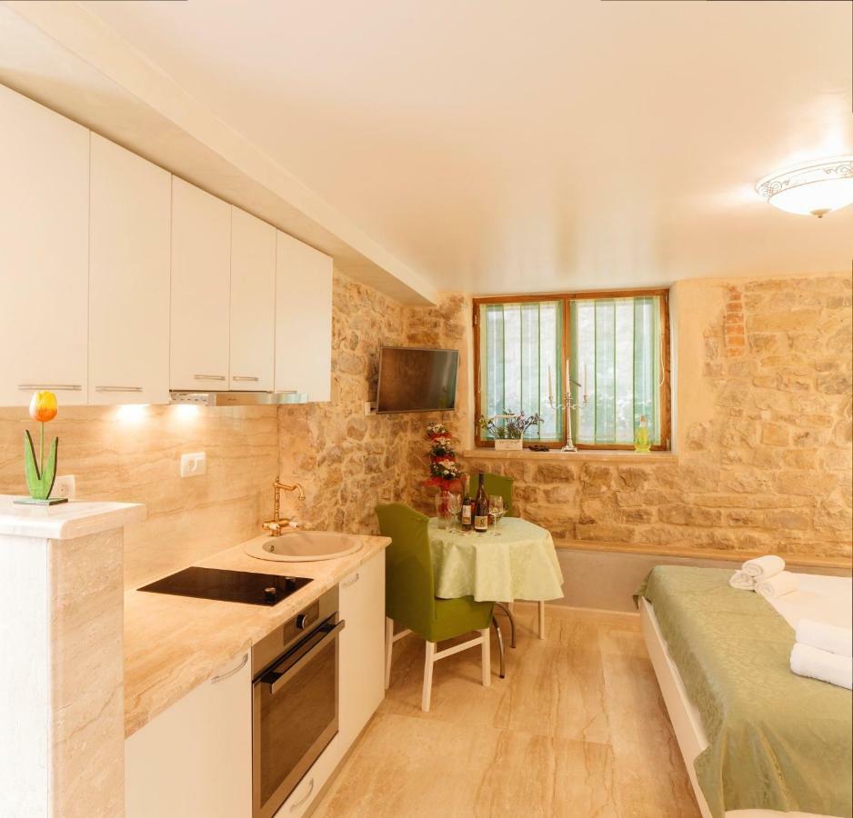 Stone House Luxury Rooms 스플리트 외부 사진